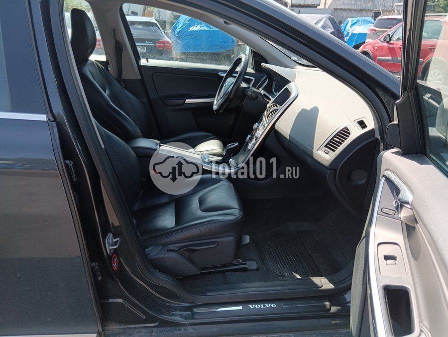 Фото Volvo XC60 116