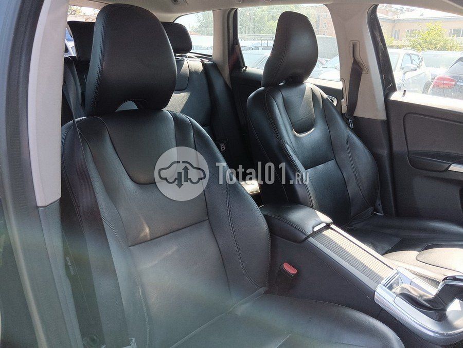 Фото Volvo XC60 124