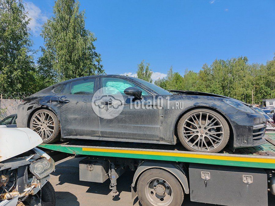 Фото Porsche Panamera 4 24
