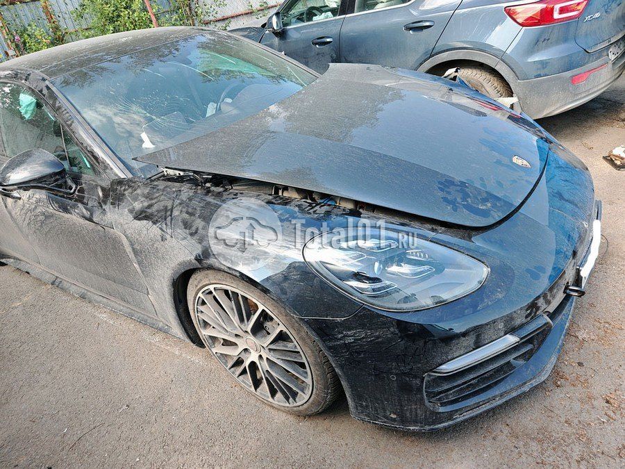 Фото Porsche Panamera 4 28