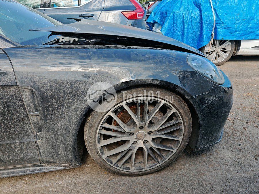 Фото Porsche Panamera 4 30