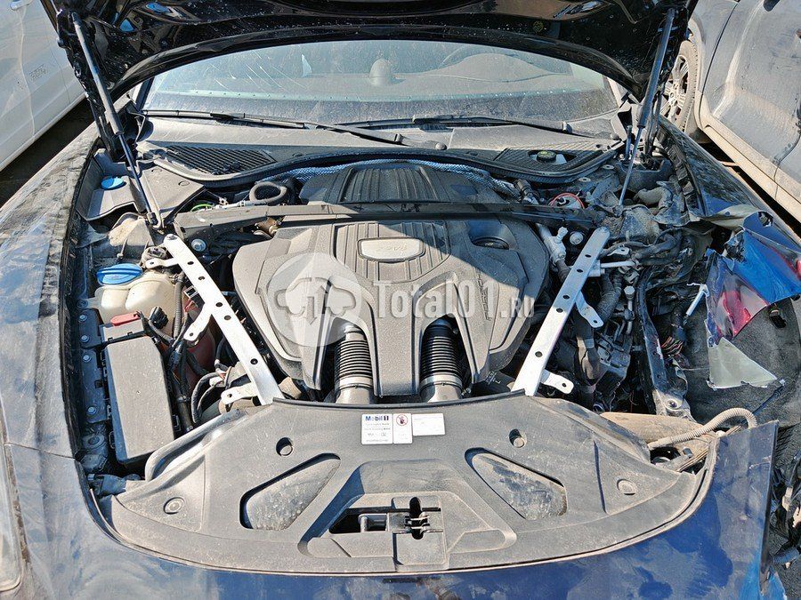 Фото Porsche Panamera 4 64