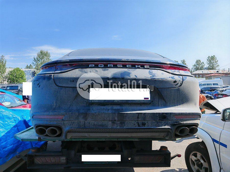 Фото Porsche Panamera 4 68