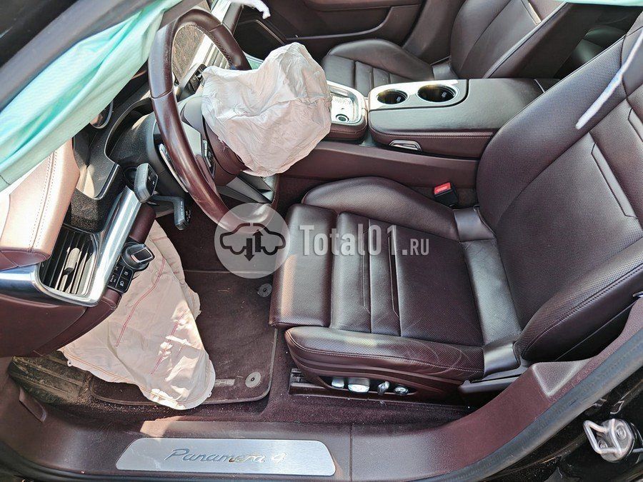 Фото Porsche Panamera 4 84
