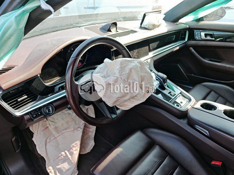 Фото Porsche Panamera 4 88