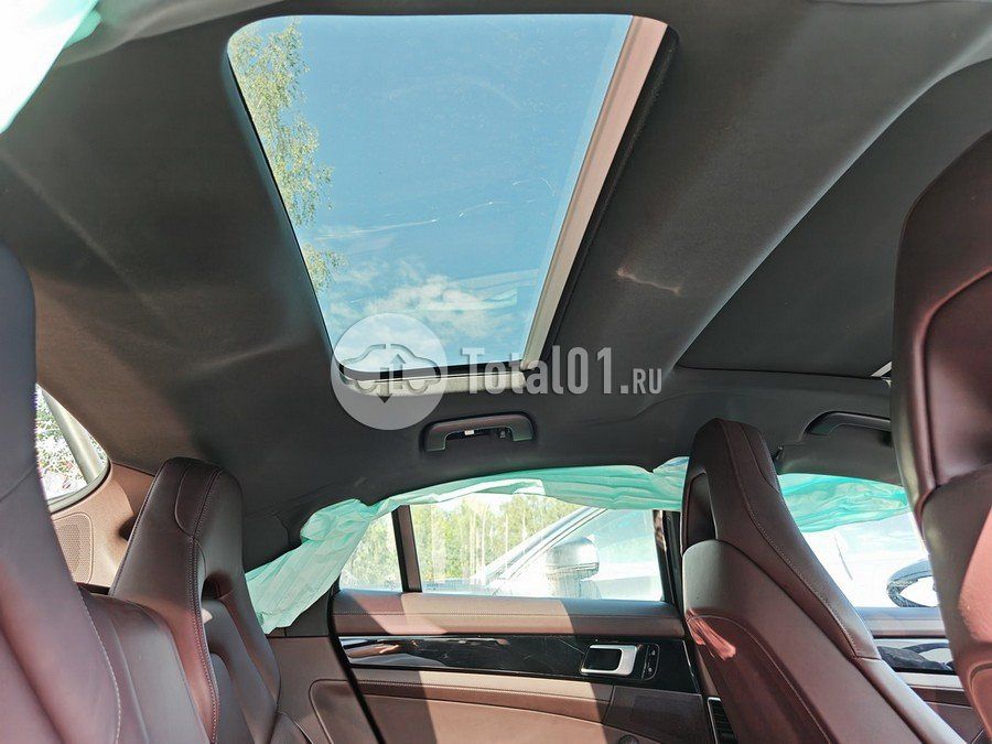 Фото Porsche Panamera 4 140