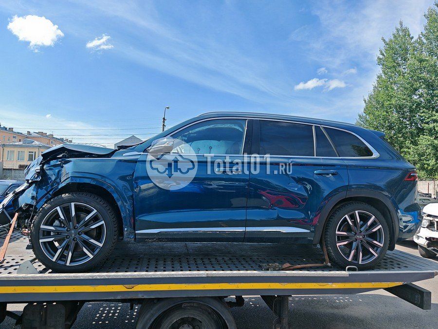Фото Geely Monjaro 24