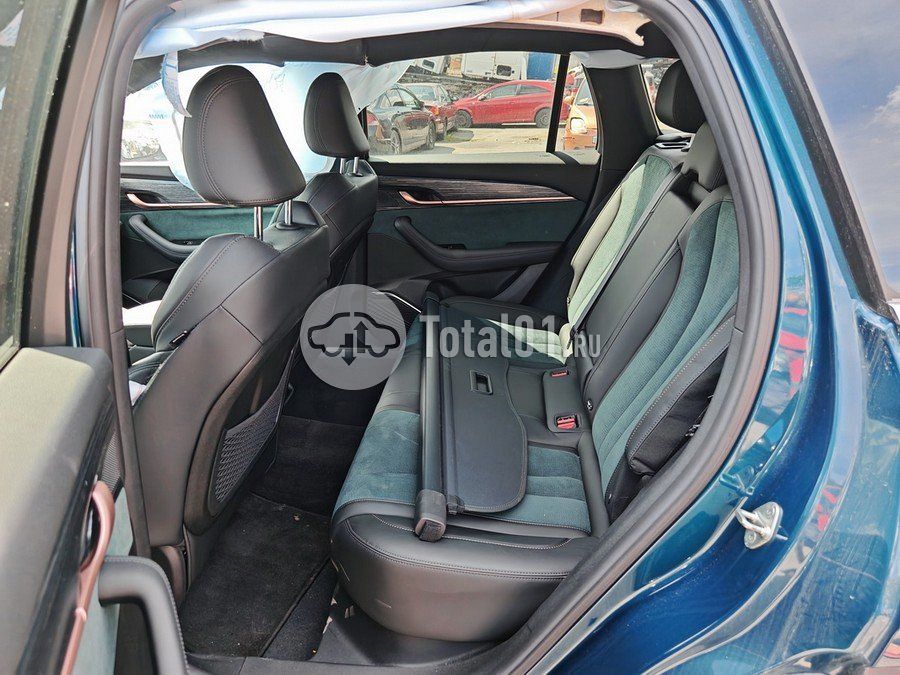 Фото Geely Monjaro 110