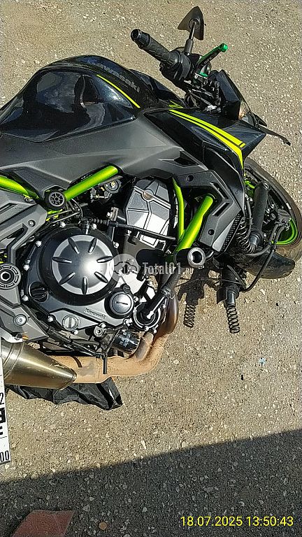 Фото Kawasaki Z650 14