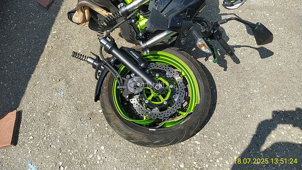 Фото Kawasaki Z650 18