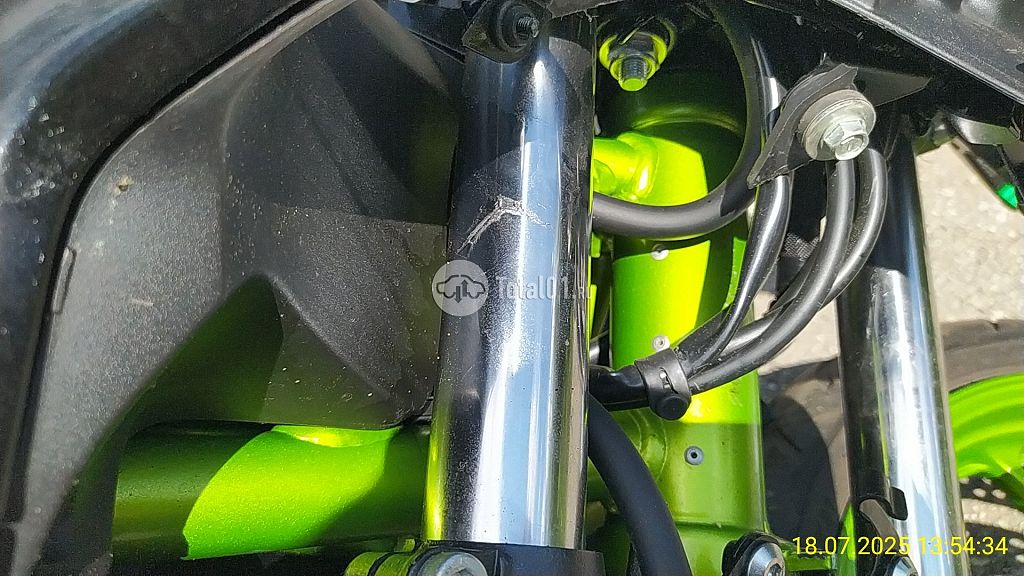 Фото Kawasaki Z650 36