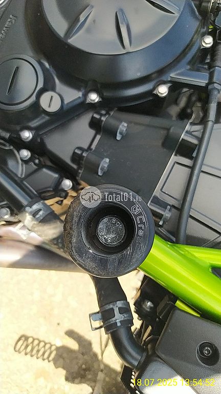 Фото Kawasaki Z650 40