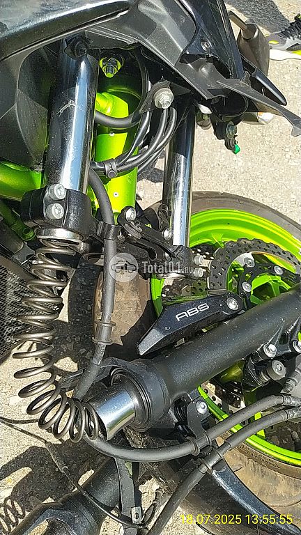 Фото Kawasaki Z650 46