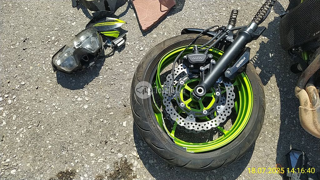 Фото Kawasaki Z650 72
