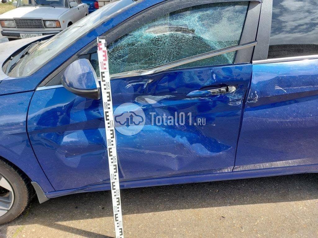 Фото Hyundai Elantra 18