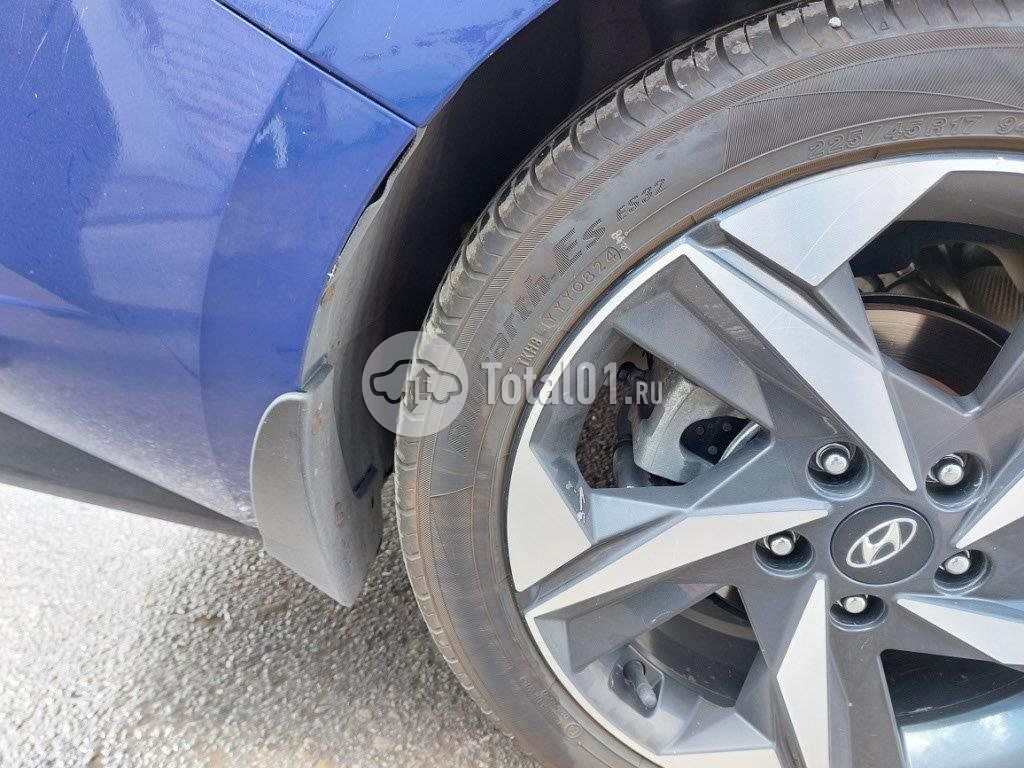 Фото Hyundai Elantra 42