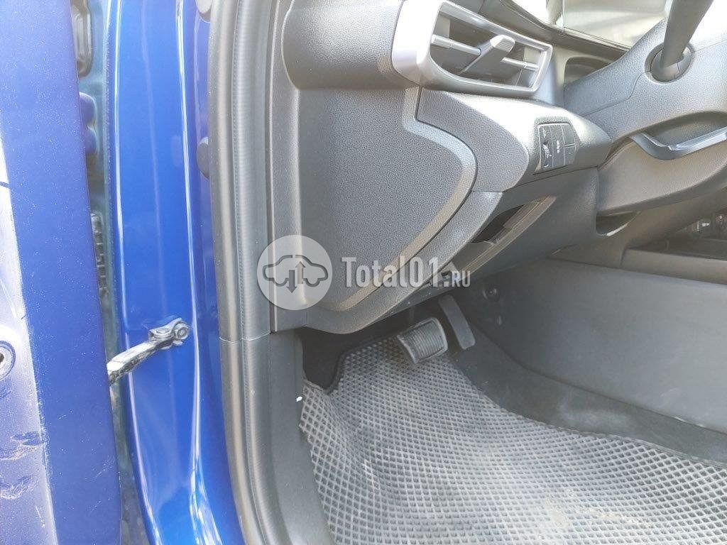 Фото Hyundai Elantra 120