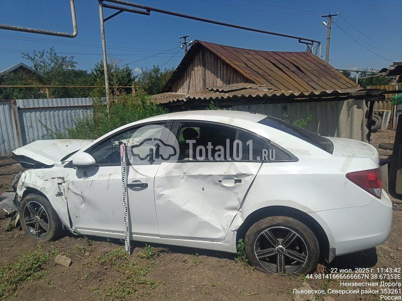 Фото Chevrolet Cruze 18
