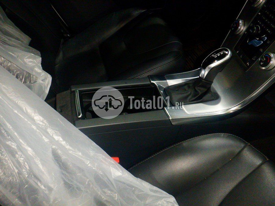 Фото Volvo XC60 36
