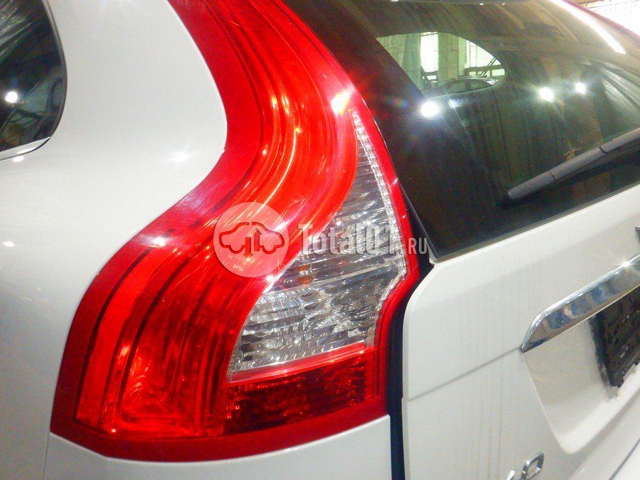 Фото Volvo XC60 144
