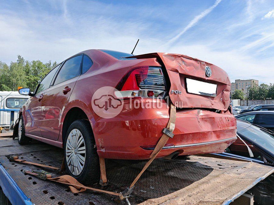 Фото Volkswagen Polo 48