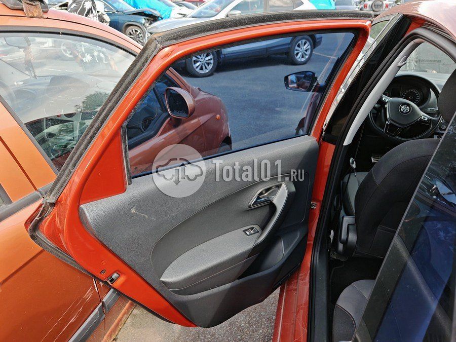 Фото Volkswagen Polo 58