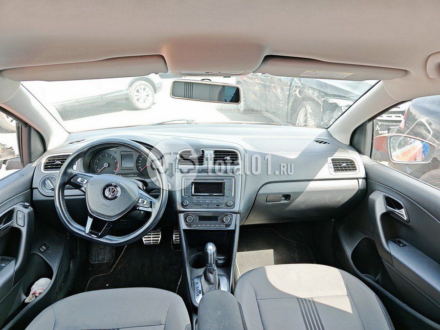 Фото Volkswagen Polo 72