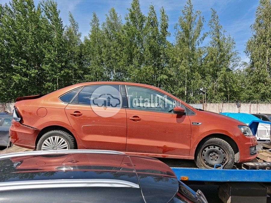 Фото Volkswagen Polo 114