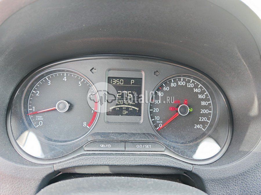Фото Volkswagen Polo 132