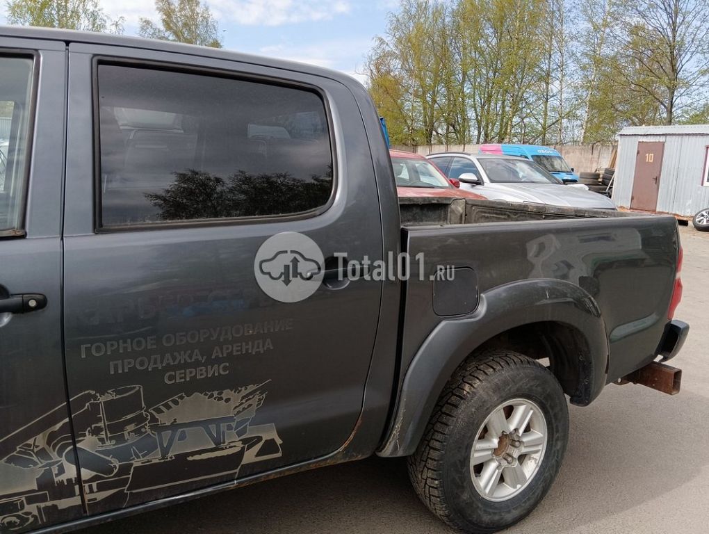 Фото Toyota Hilux 50