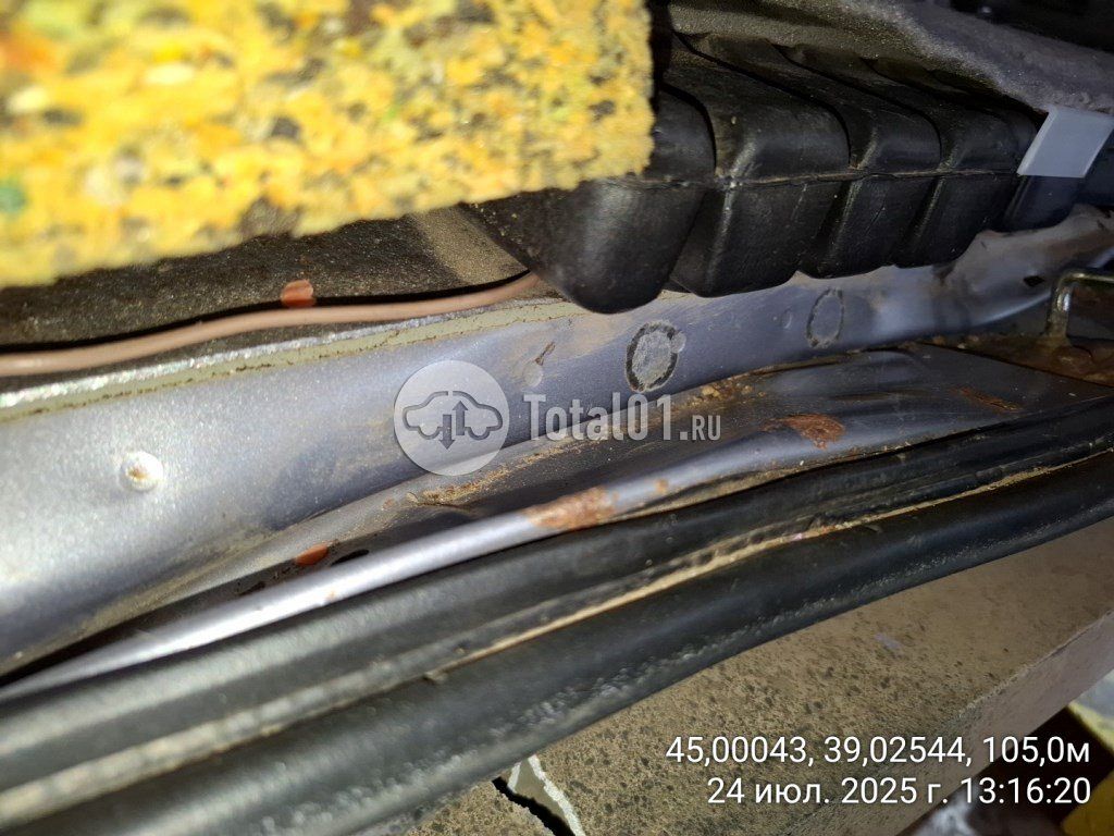 Фото Nissan Serena 34