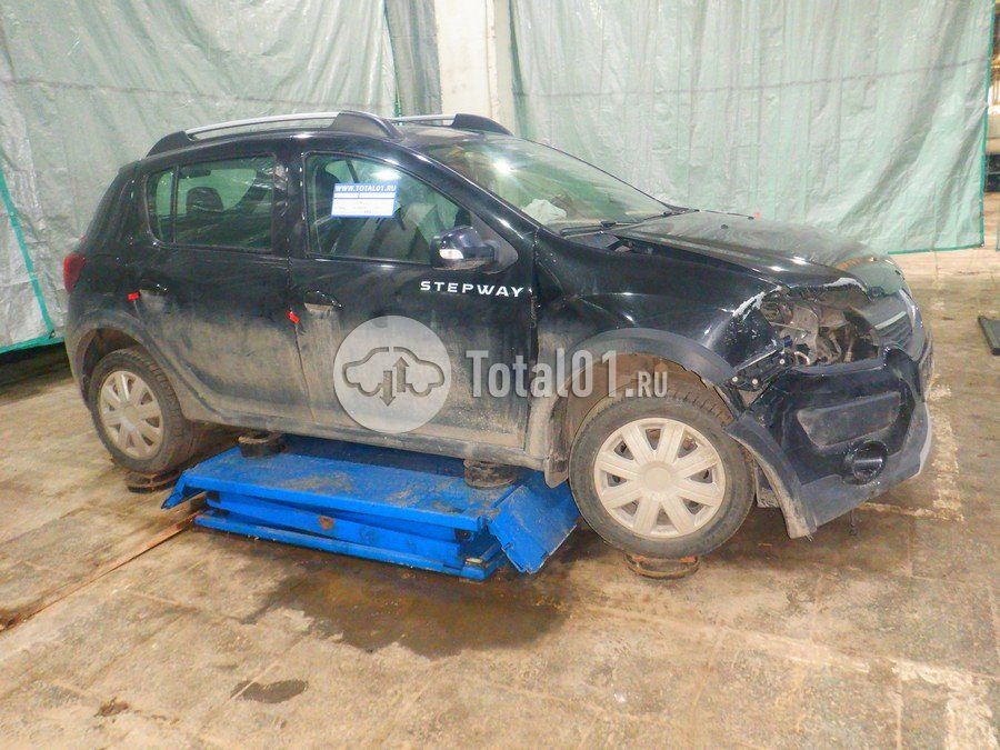 Фото Renault Sandero 12