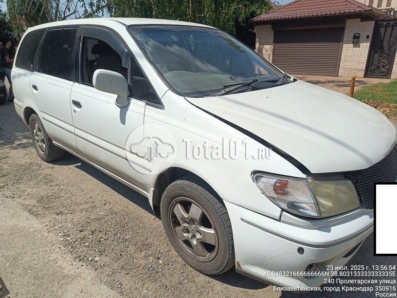 Фото Nissan Presage 10