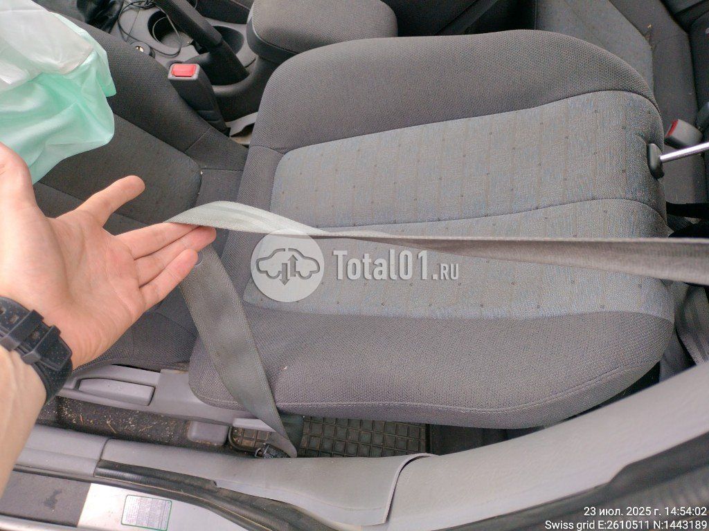 Фото Hyundai Elantra 12