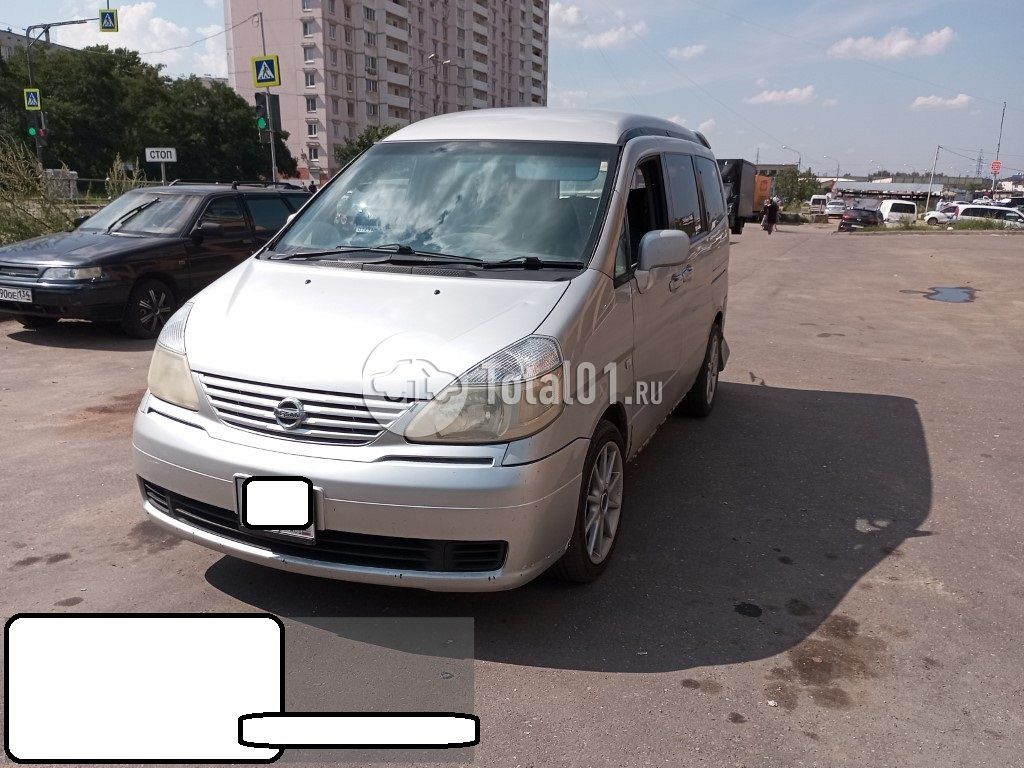 Фото Nissan Serena 6