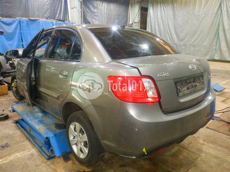 Фото KIA Rio 16