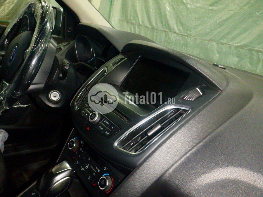 Фото Ford Focus 32