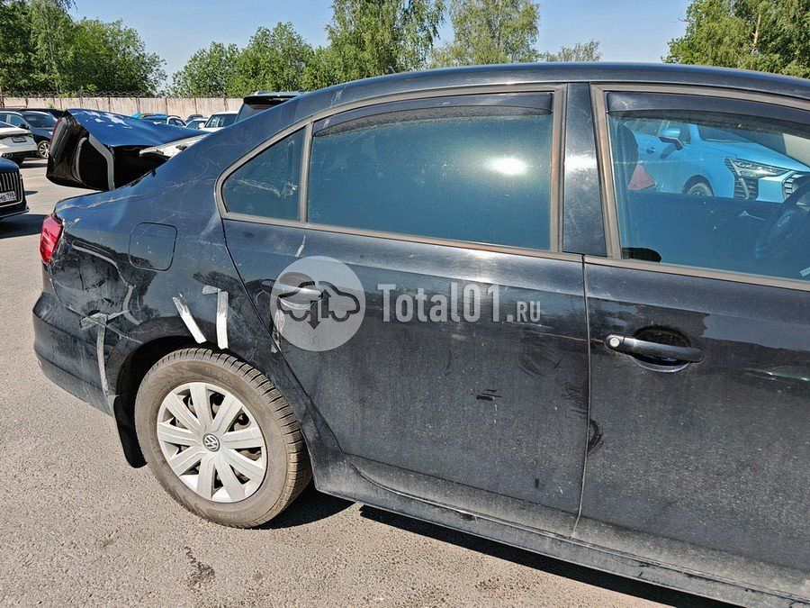 Фото Volkswagen Jetta 18