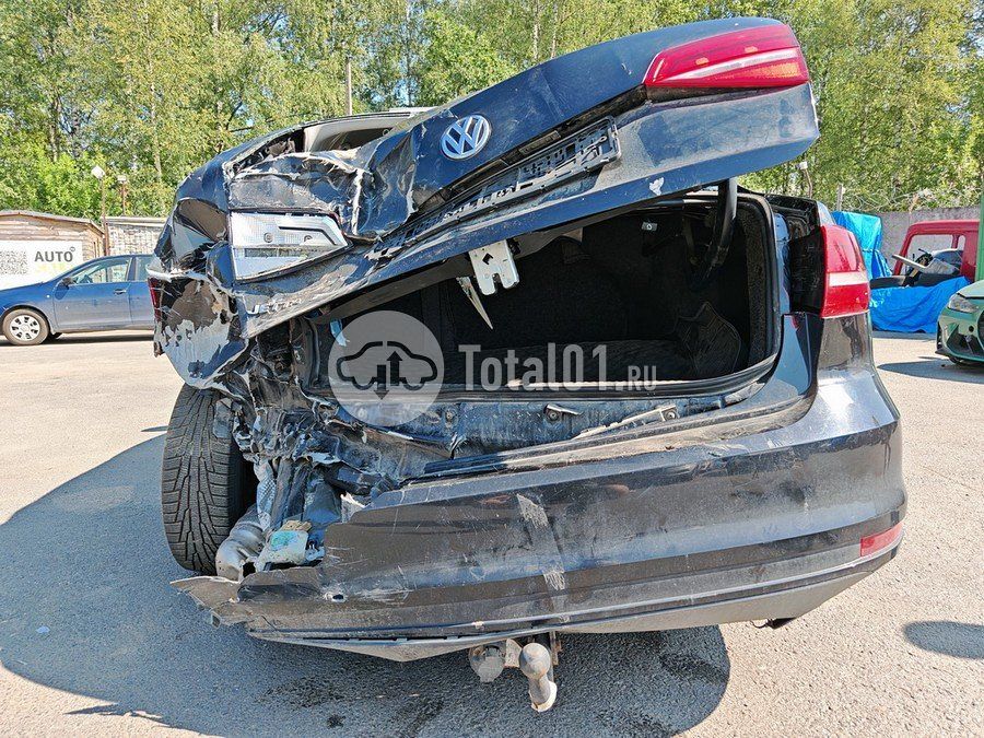 Фото Volkswagen Jetta 28