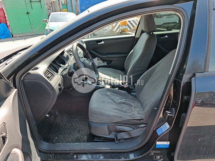 Фото Volkswagen Jetta 70