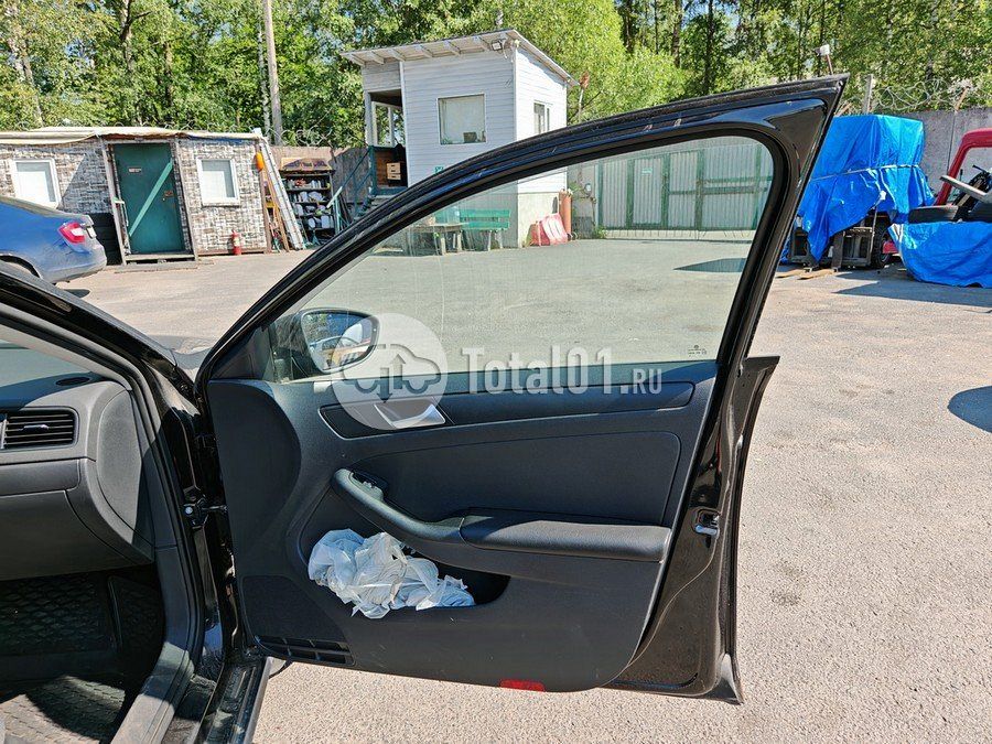 Фото Volkswagen Jetta 110