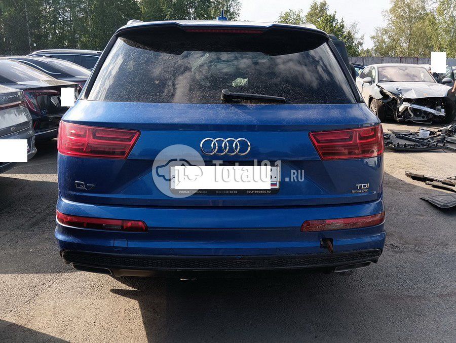 Фото Audi Q7 38
