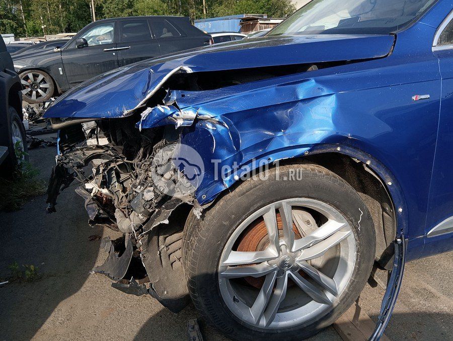 Фото Audi Q7 56