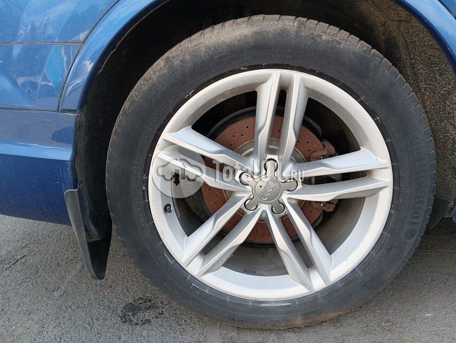 Фото Audi Q7 124
