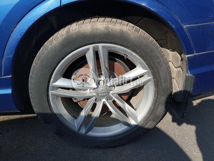Фото Audi Q7 128