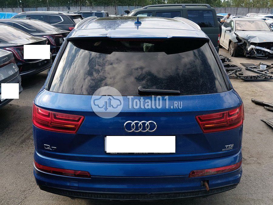 Фото Audi Q7 146