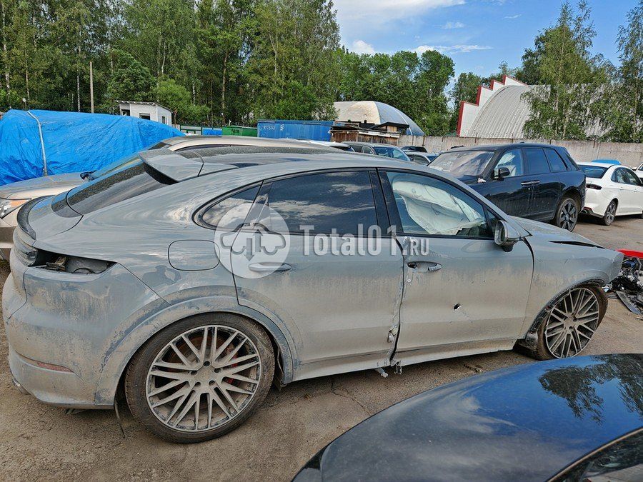 Фото Porsche Cayenne Coupe S 46