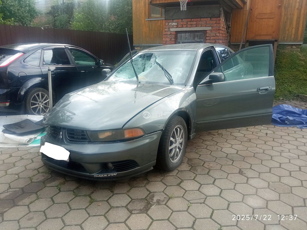 Фото Mitsubishi Galant 4