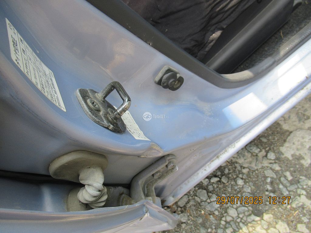Фото Nissan March 52