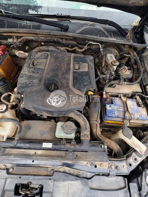 Фото Toyota Fortuner 44